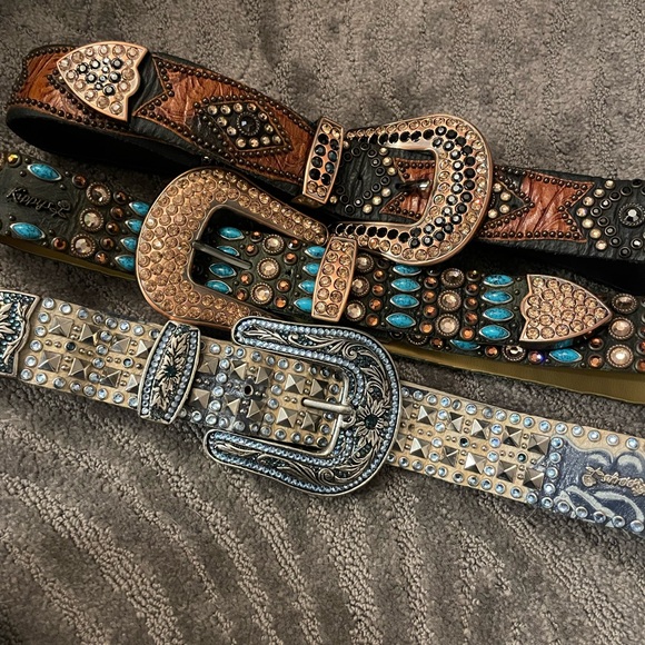 Kippys belt. Leather with Swarovski crystals. Beautiful blues very unique! - Picture 8 of 8